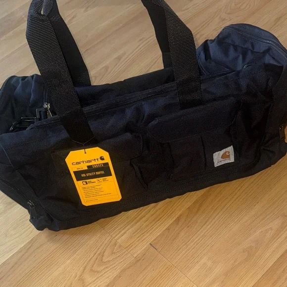Carhartt NWT NEW 40L Black Duffel Bag with Logo Patch